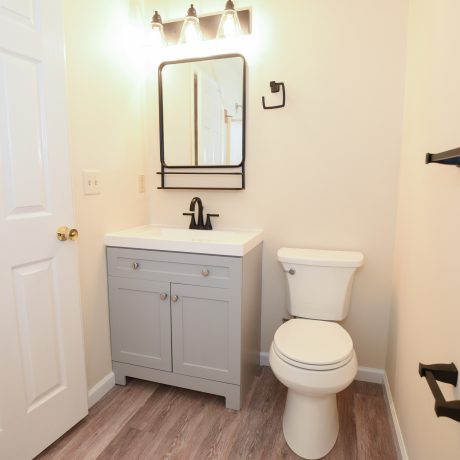 Bella Terra Apartments unit (bathroom)